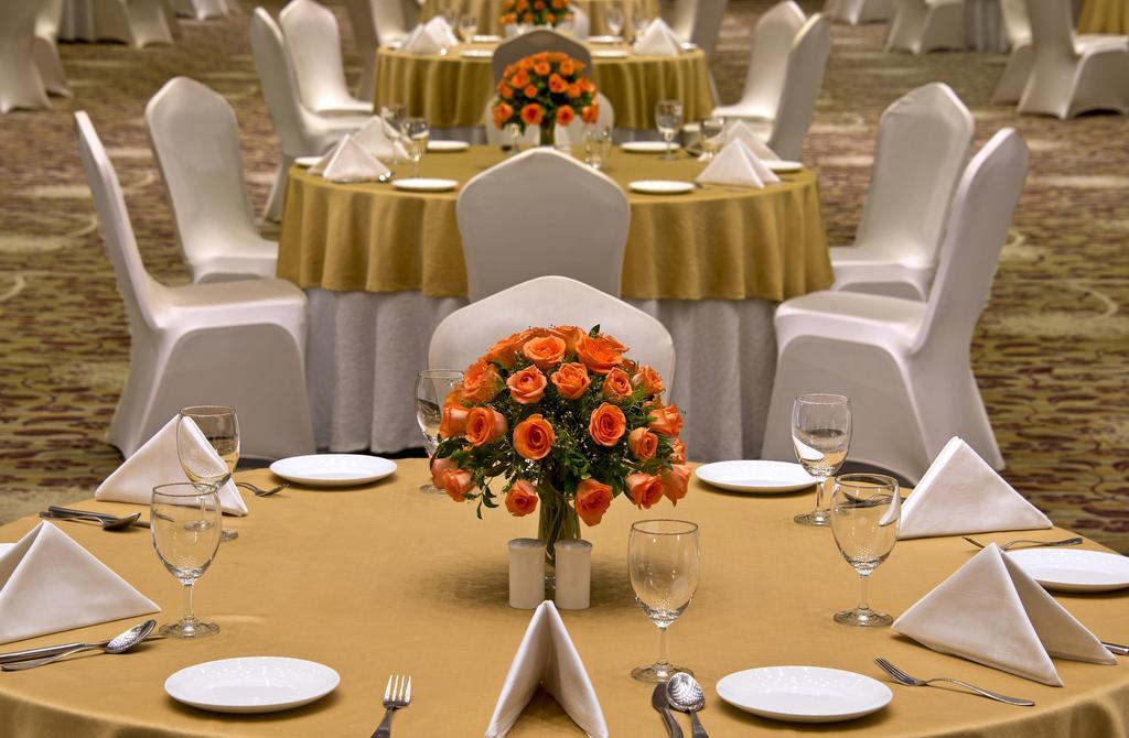 Radisson Resort & Spa Kandla Gāndhīdhām 외부 사진