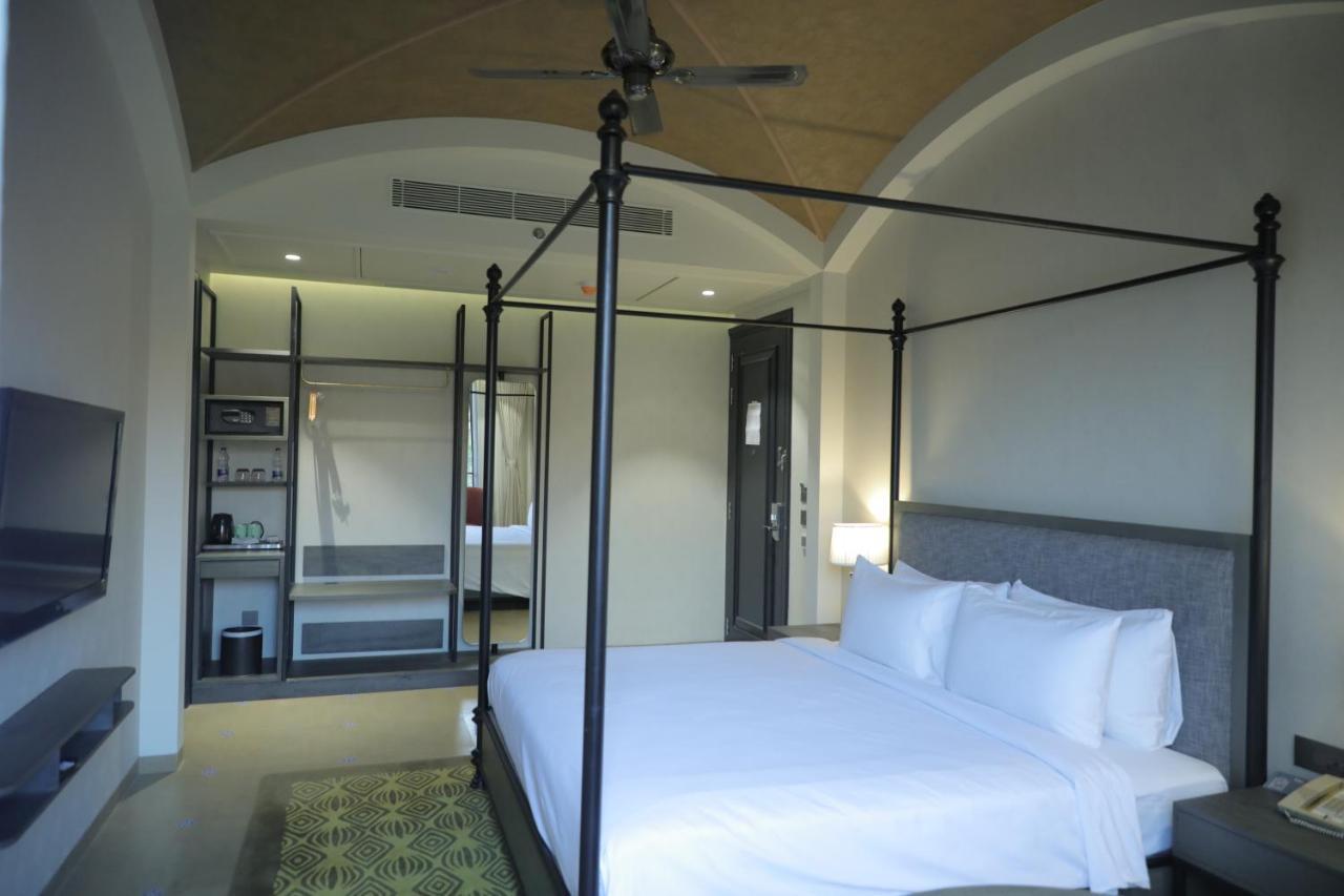 Radisson Resort & Spa Kandla Gāndhīdhām 외부 사진