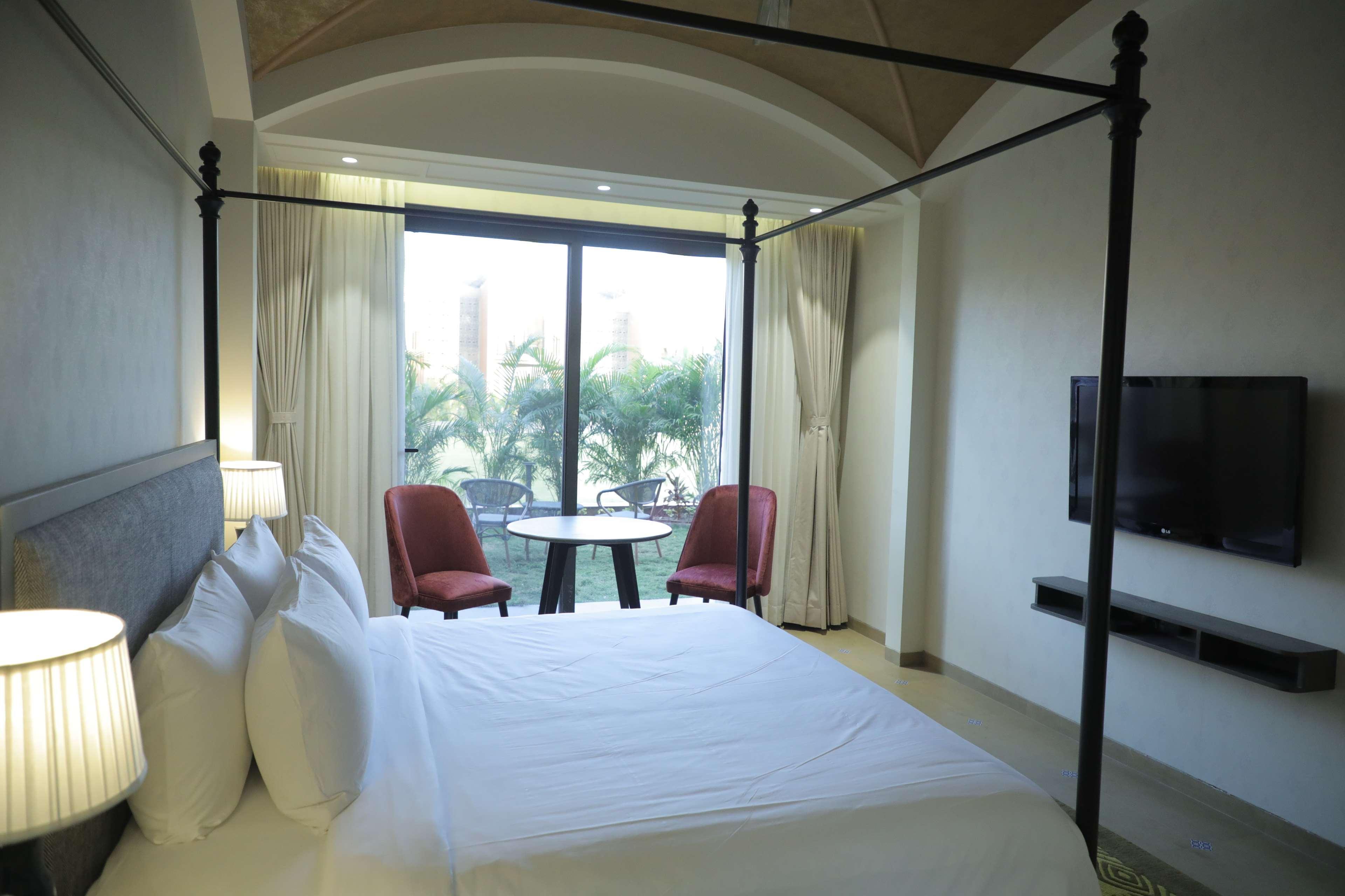 Radisson Resort & Spa Kandla Gāndhīdhām 외부 사진