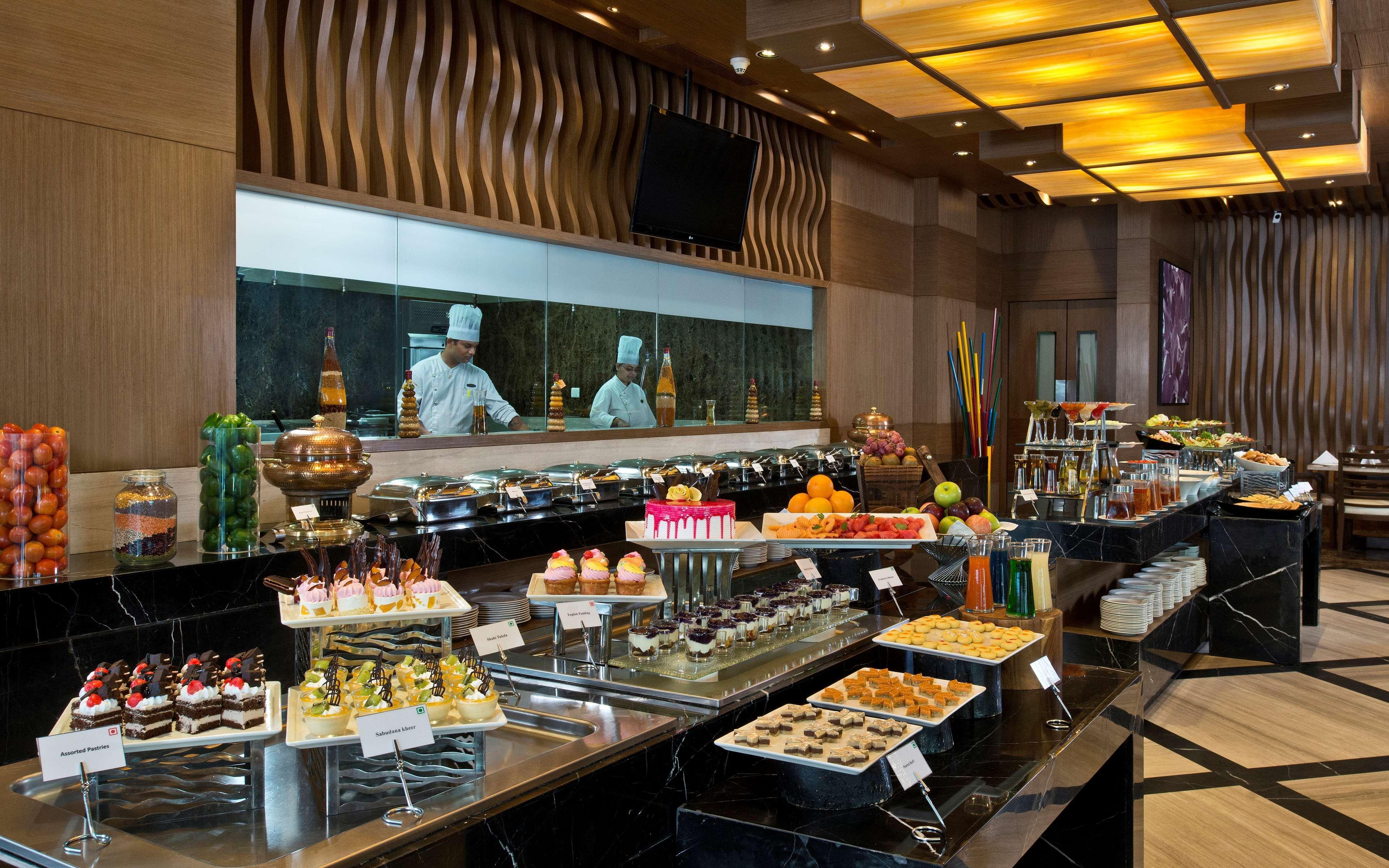 Radisson Resort & Spa Kandla Gāndhīdhām 외부 사진