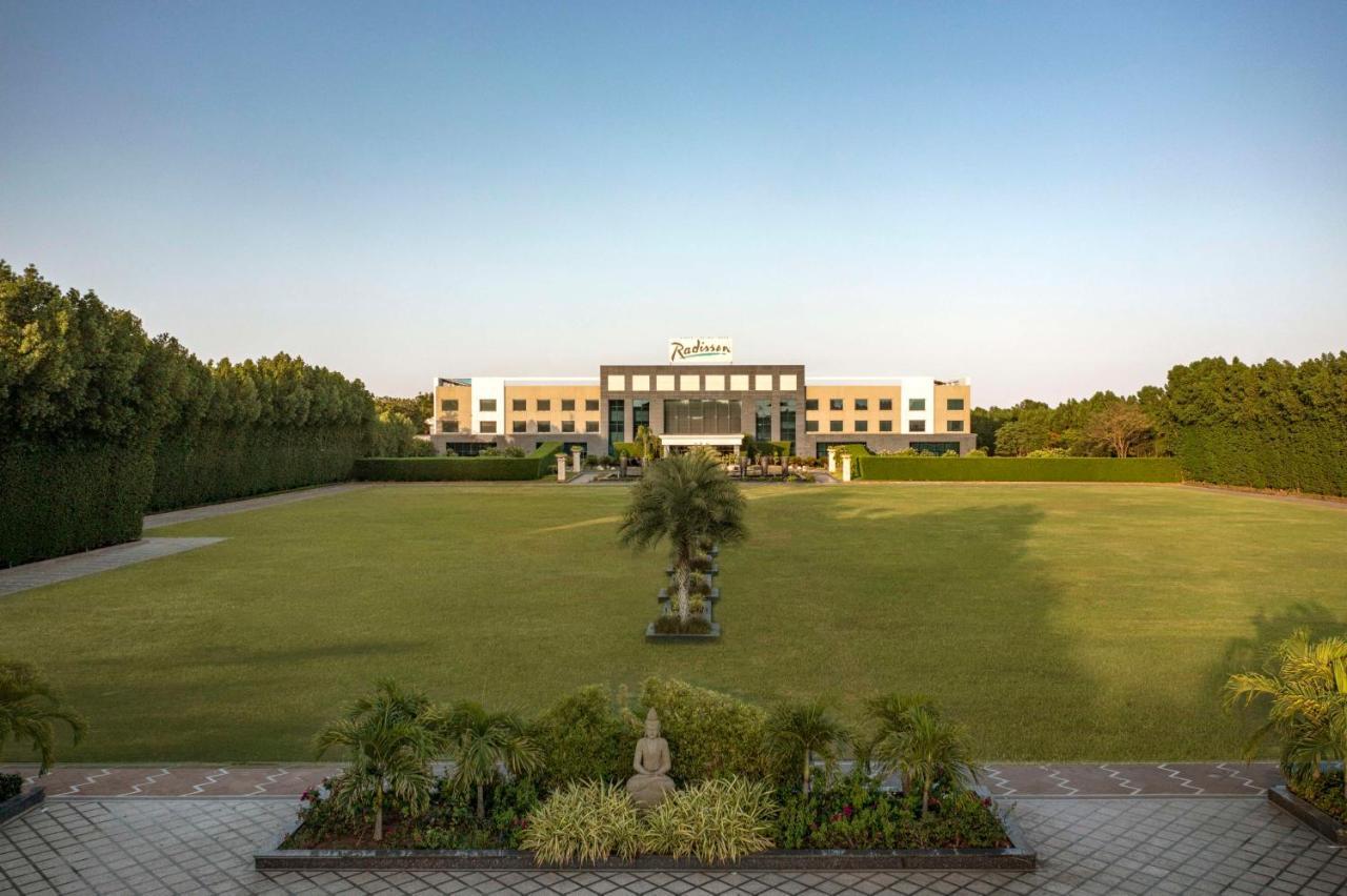 Radisson Resort & Spa Kandla Gāndhīdhām 외부 사진