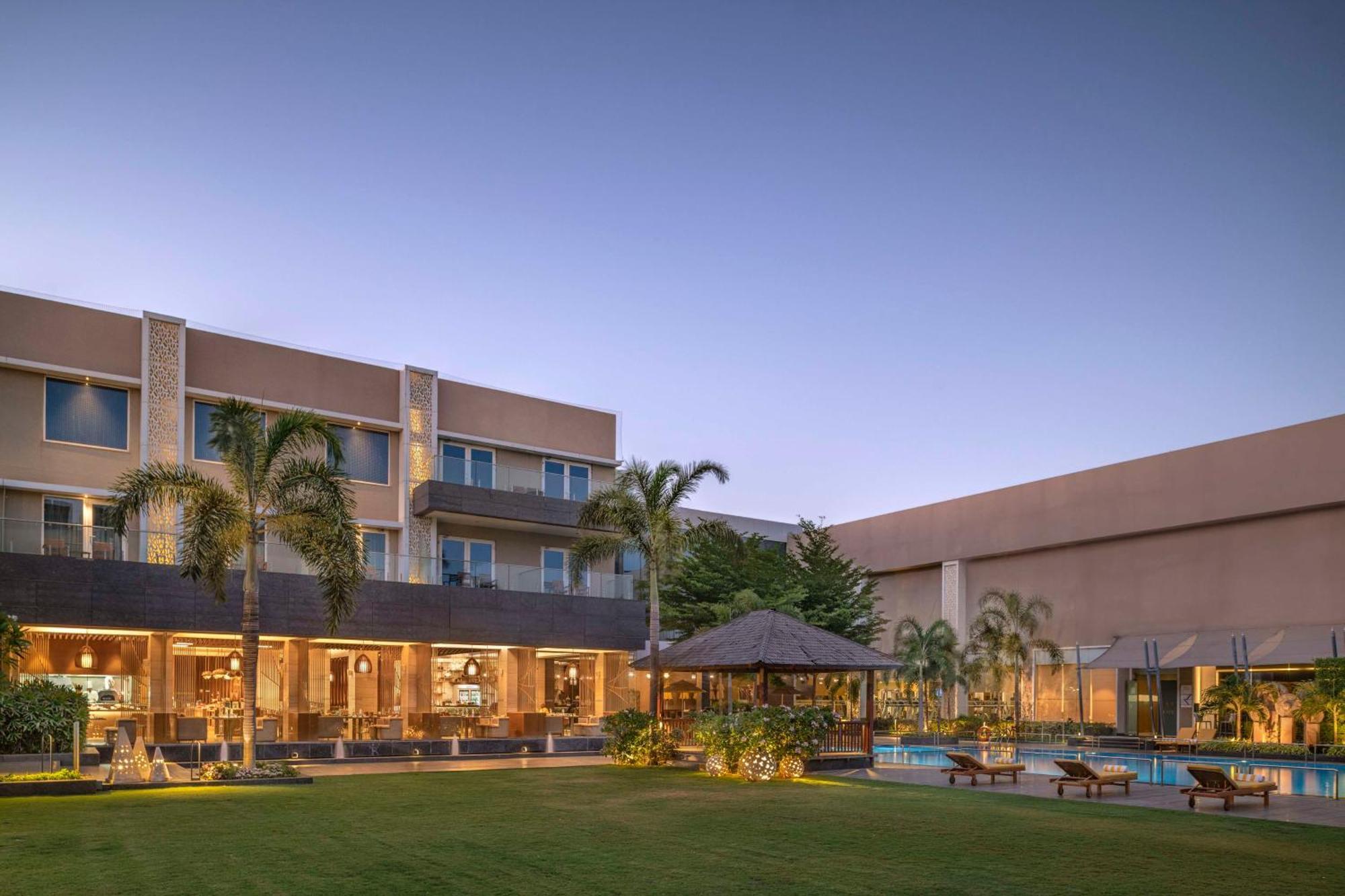 Radisson Resort & Spa Kandla Gāndhīdhām 외부 사진