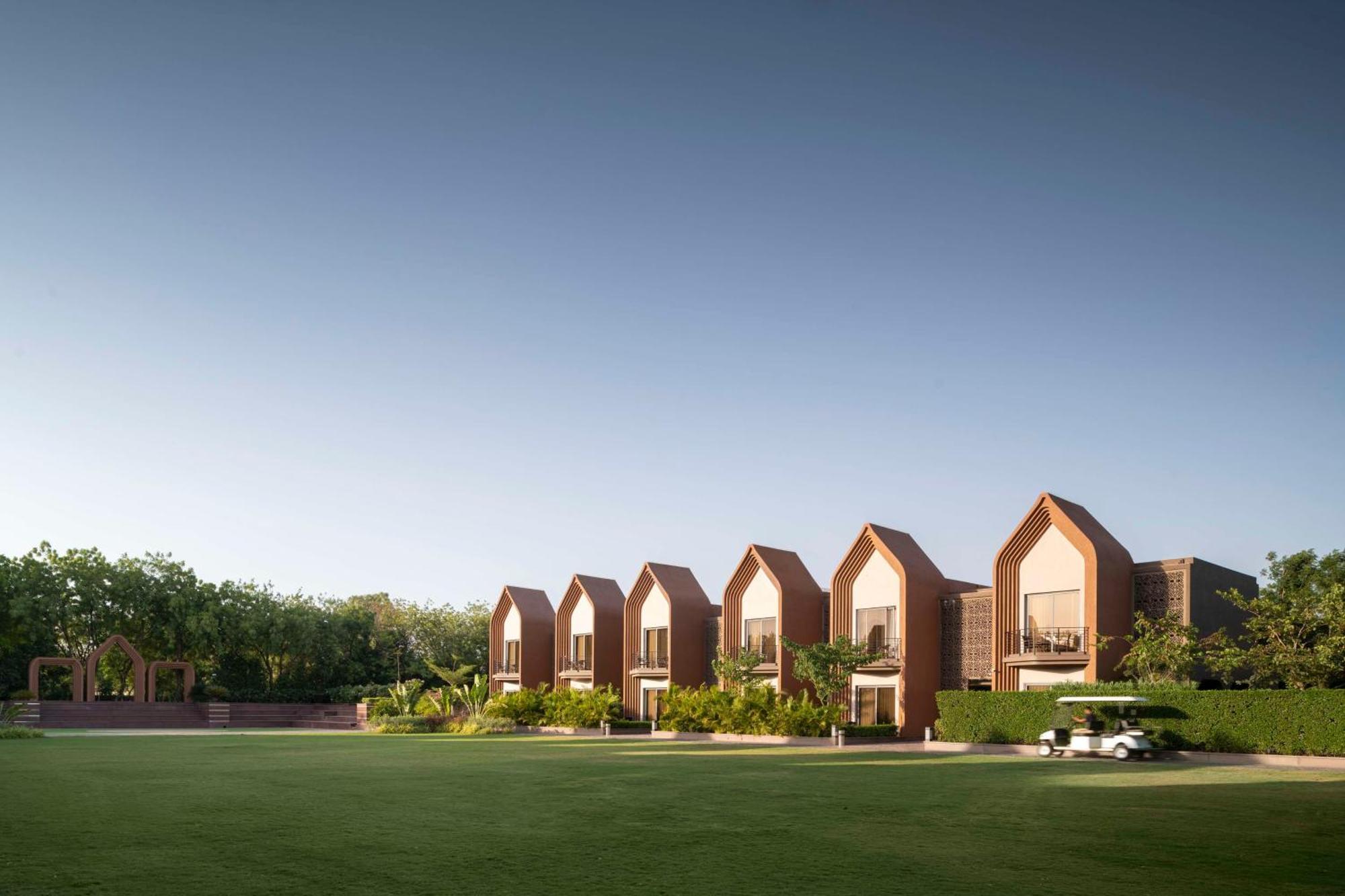 Radisson Resort & Spa Kandla Gāndhīdhām 외부 사진